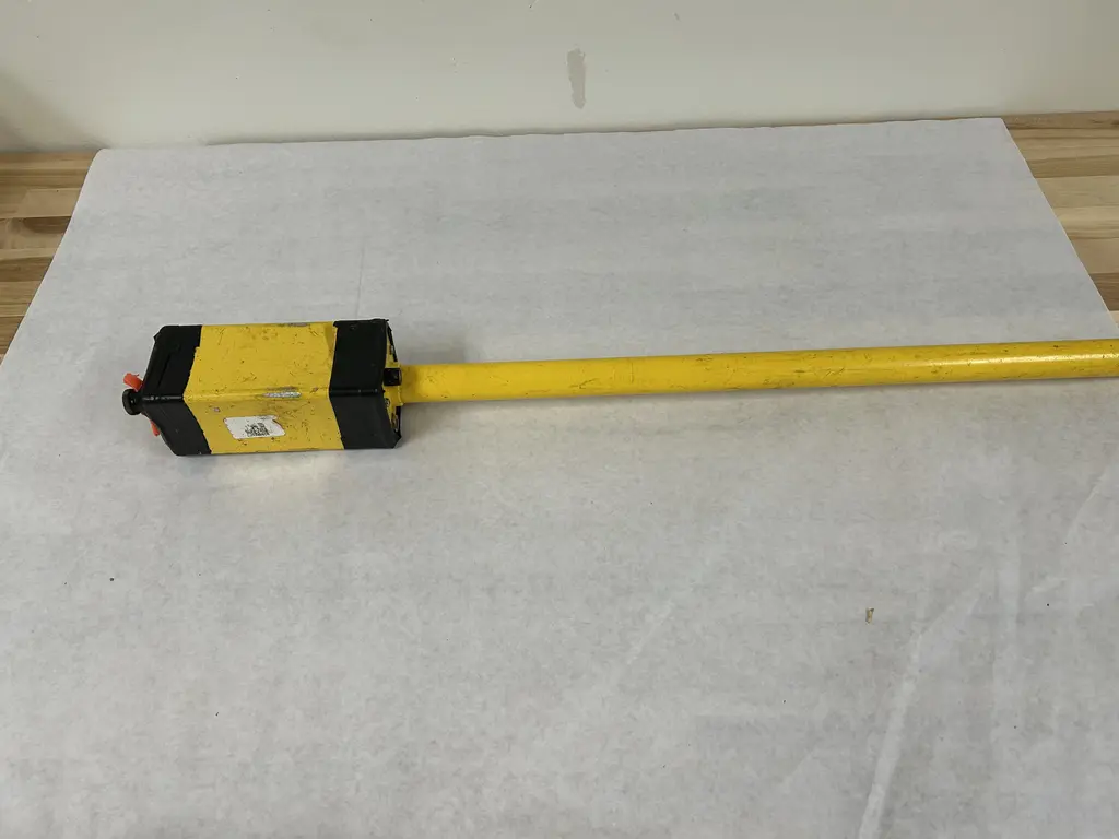 Magnetic Locator